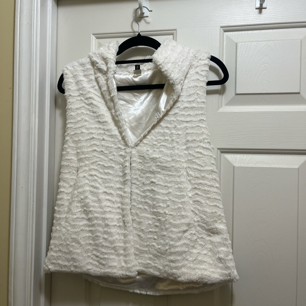 Apt. 9 Cream Boxy Hoodie Sweatshirt